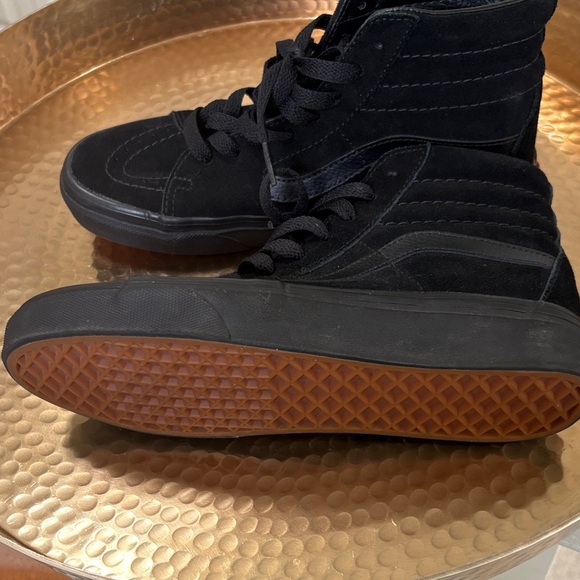 Vans Black High-Top Sneakers with Red Logo - Picture 3 of 5